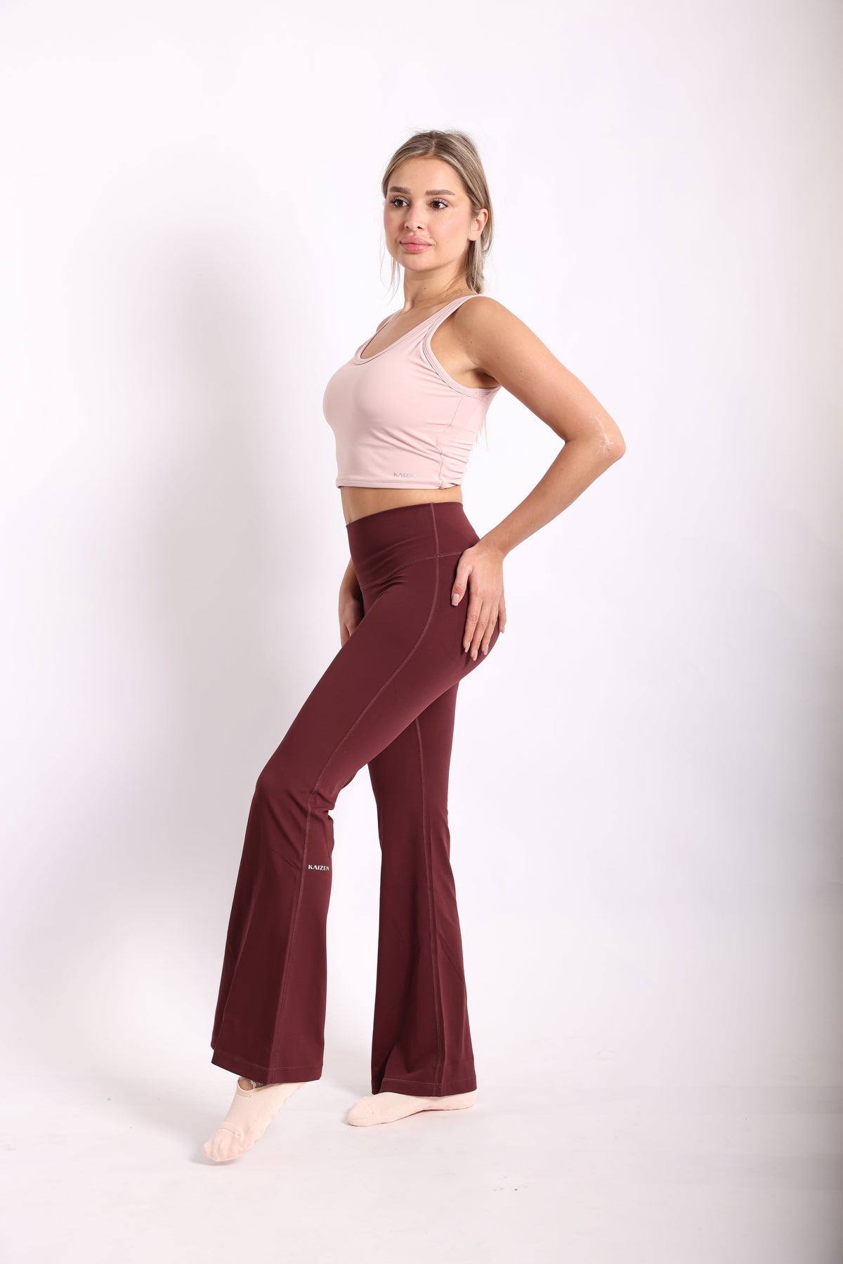 BALANCE Flared Legging