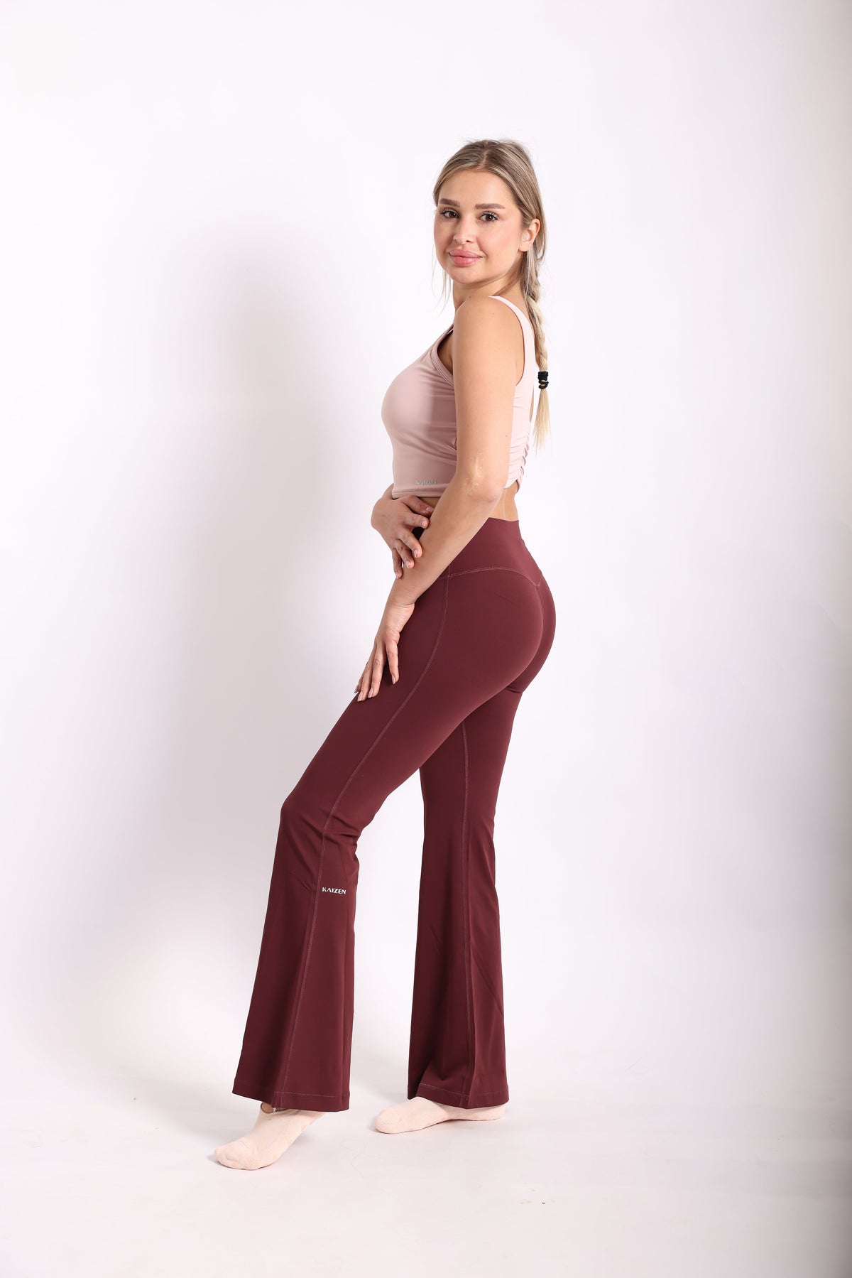 BALANCE Flared Legging