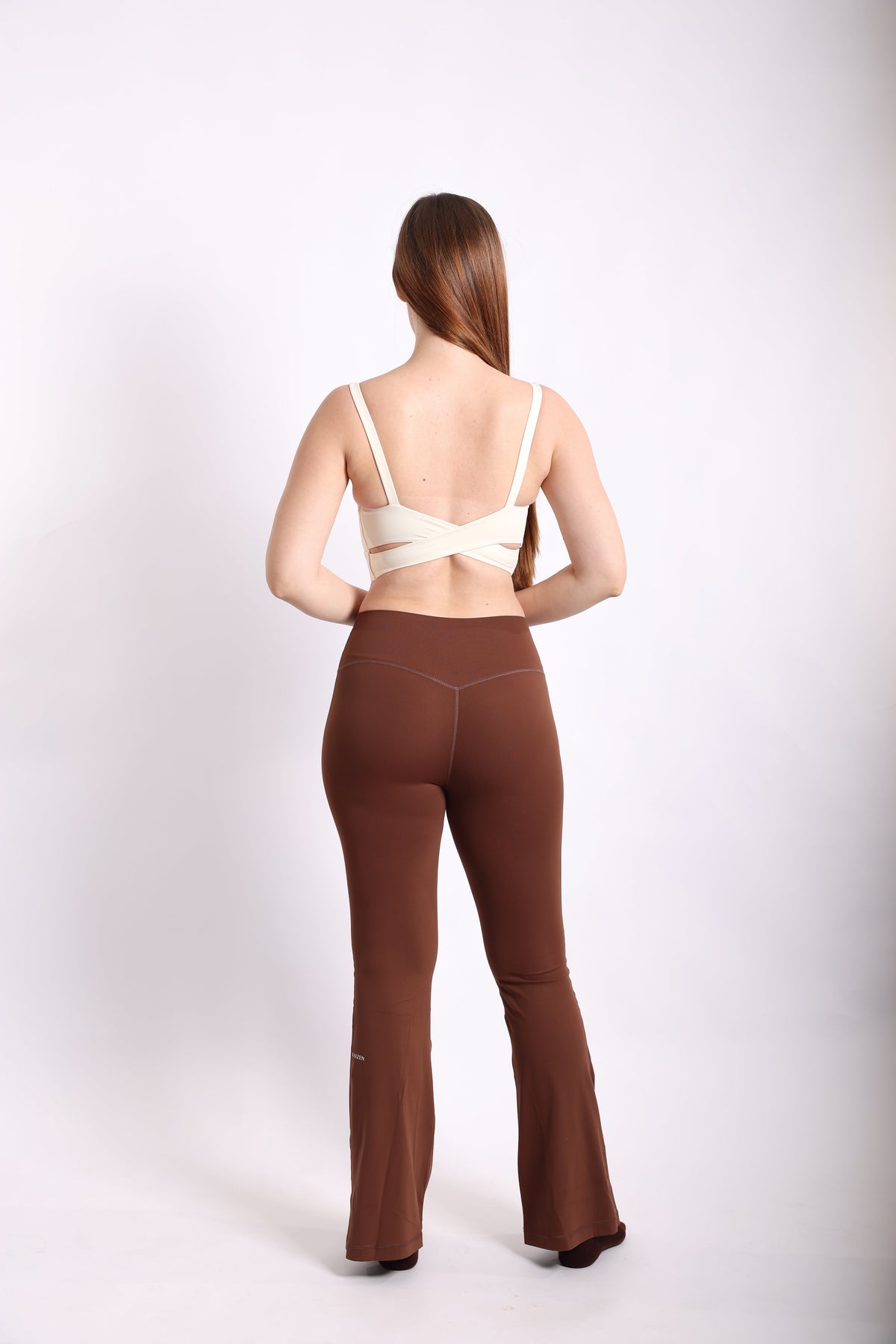 BALANCE Flared Legging